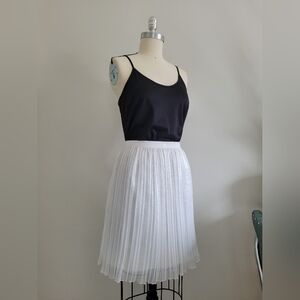 CLUB MONACO vintage 2000s Y2K fortuny pleated lined white skirt
